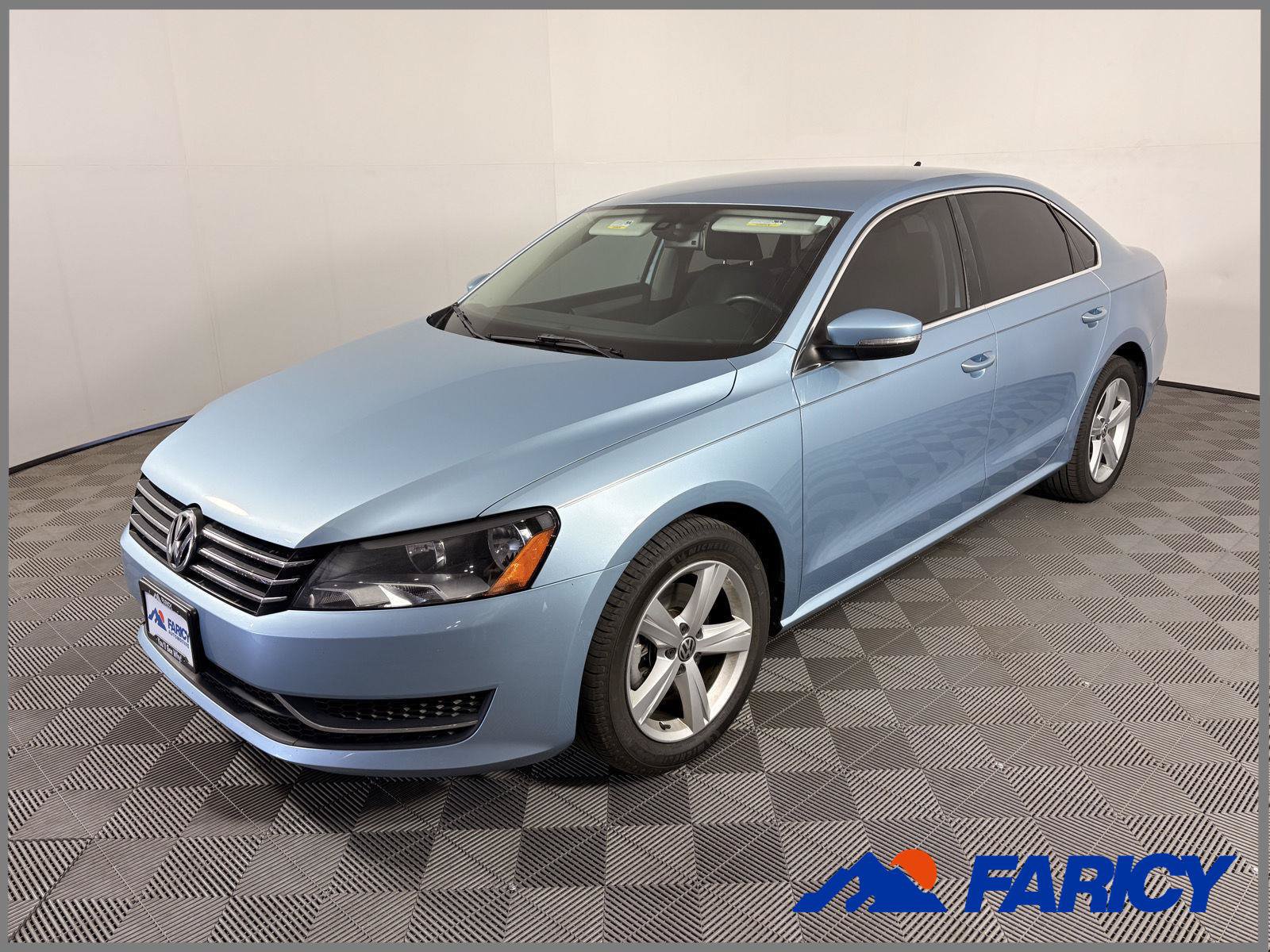 Used 2013 Volkswagen Passat 2.5 SE FWD image 1