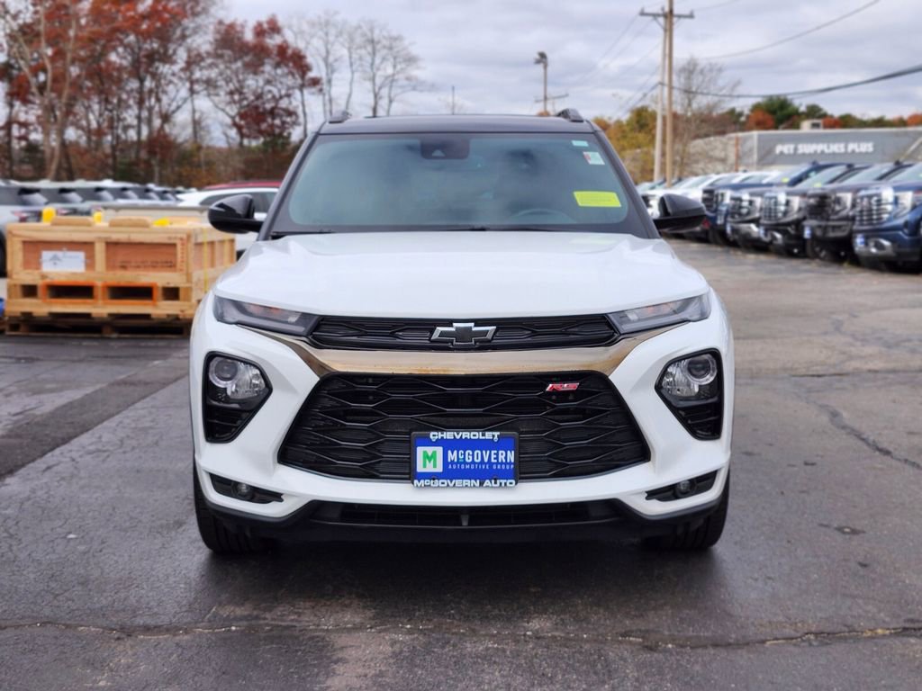 Used 2023 Chevrolet TrailBlazer RS w/ Sun and Liftgate Package image 8