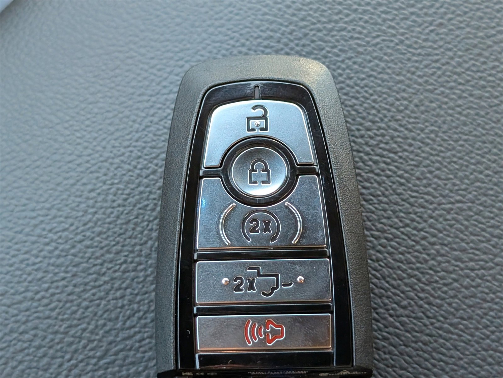 New 2026 Ford F150 XLT w/ Equipment Group 302A MID image 30