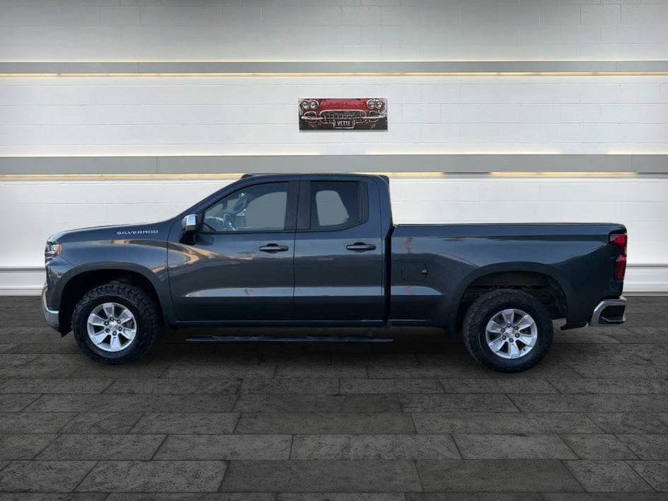 Used 2020 Chevrolet Silverado 1500 LT w/ Trailering Package AWD/4WD image 4