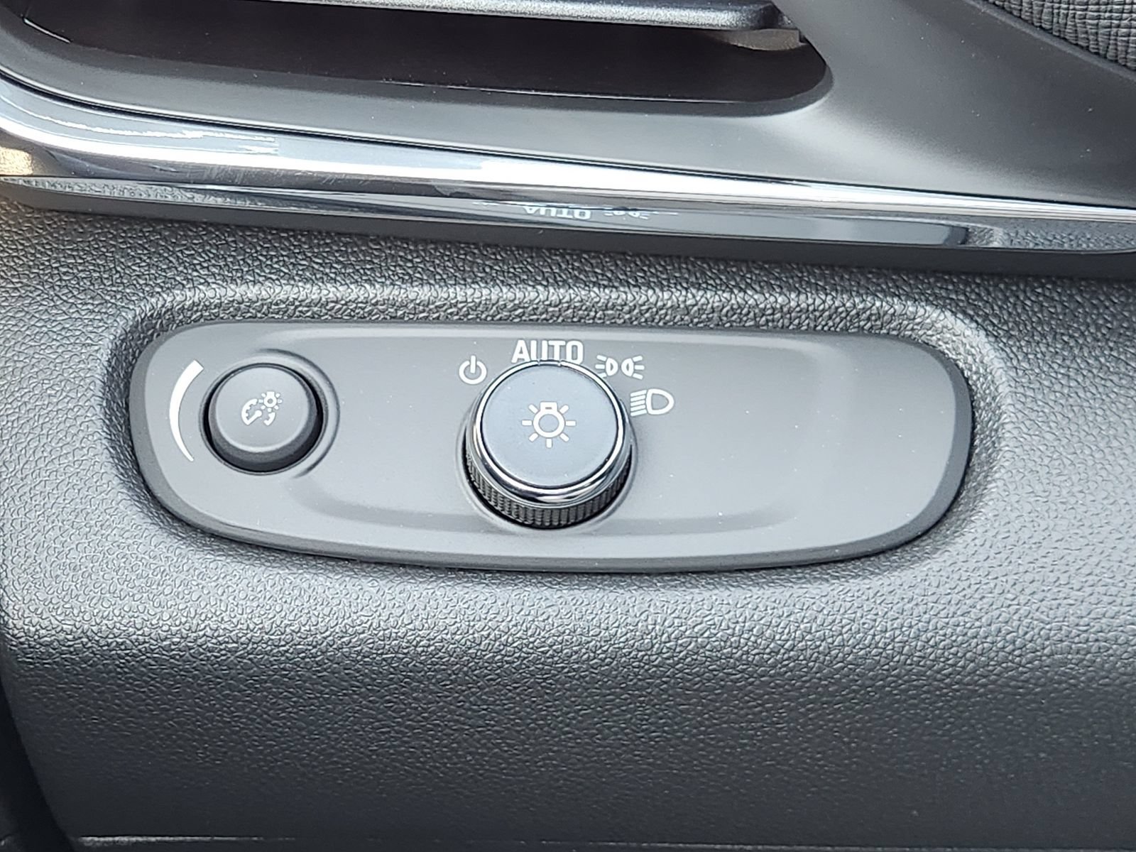 New 2026 Buick Envista Sport Touring w/ Convenience I Package FWD image 26