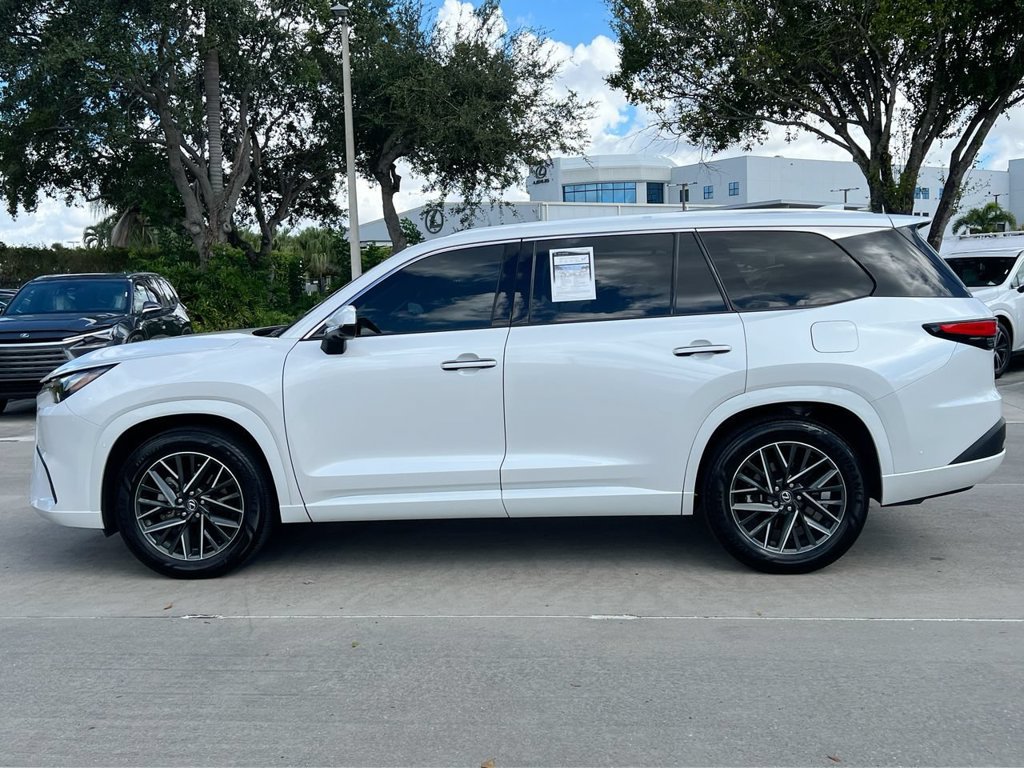 Certified 2025 Lexus TX 350 AWD w/ Technology Package image 4