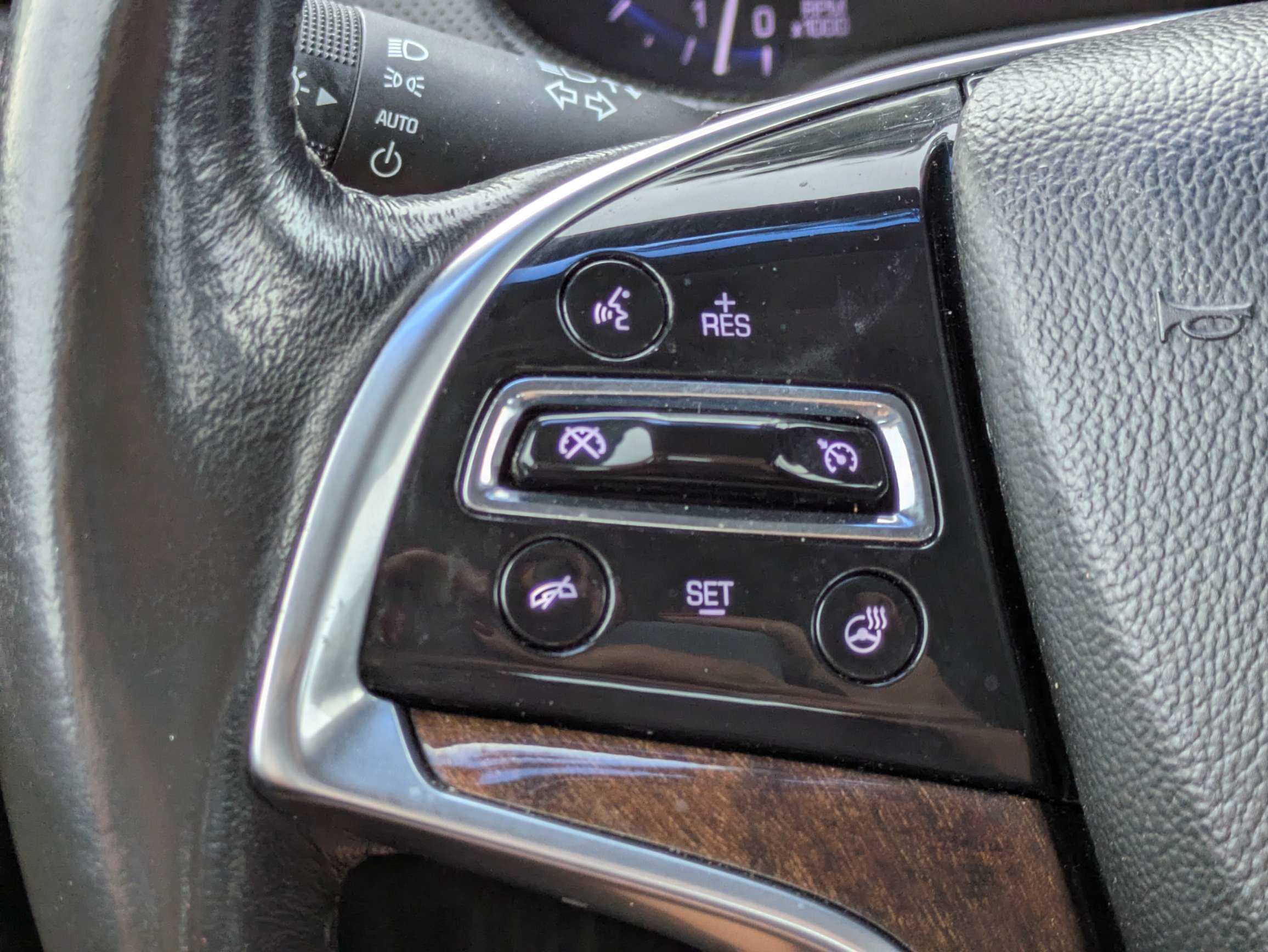 Used 2015 Cadillac XTS Luxury AWD/4WD image 26