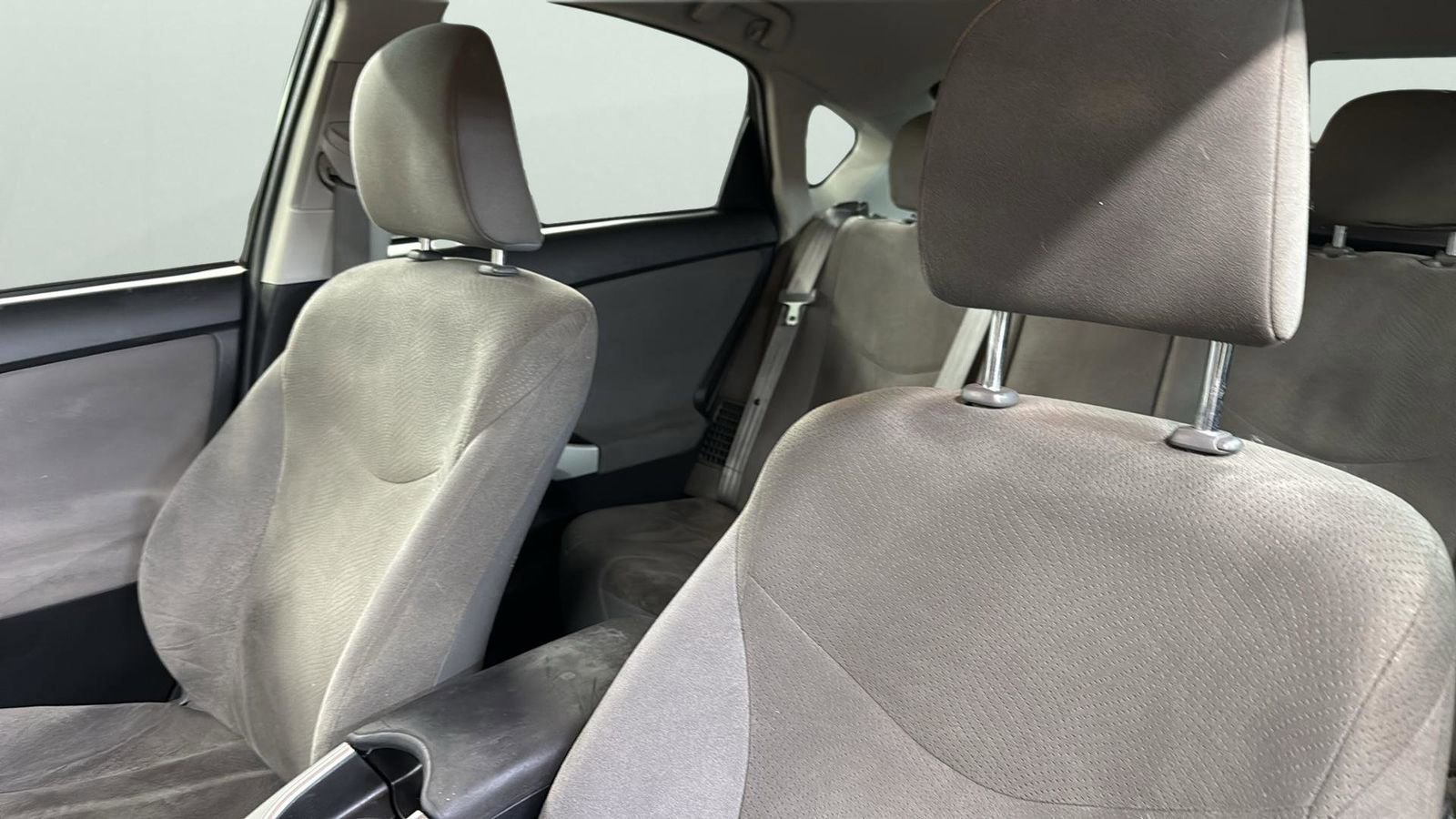 Used 2015 Toyota Prius Two image 10