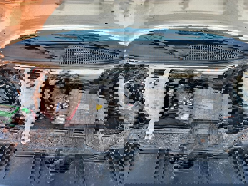 Used 2013 Chevrolet Express 3500 image 9