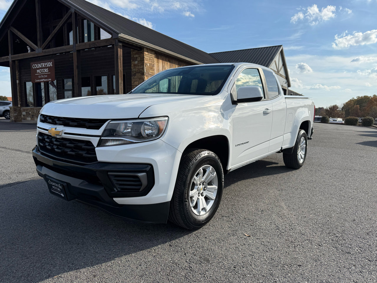 Used 2022 Chevrolet Colorado LT w/ Fleet Safety Package image 2