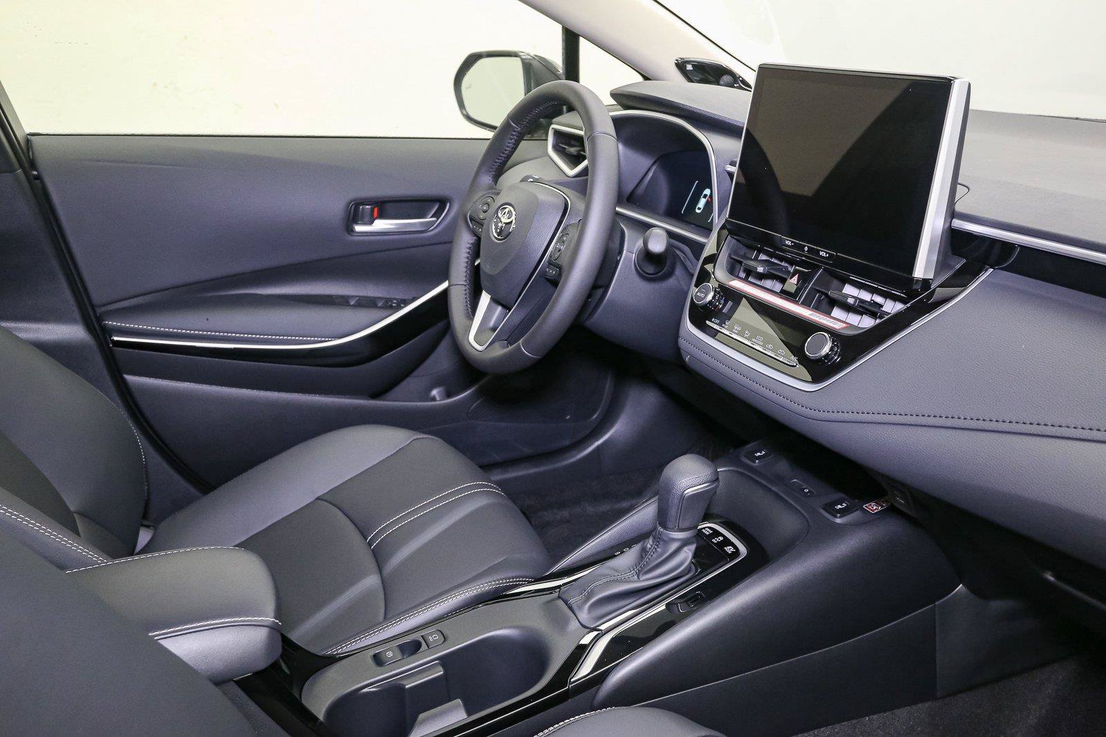 New 2027 Toyota Corolla XLE w/ Carpet Mat Package (TMS) FWD image 15