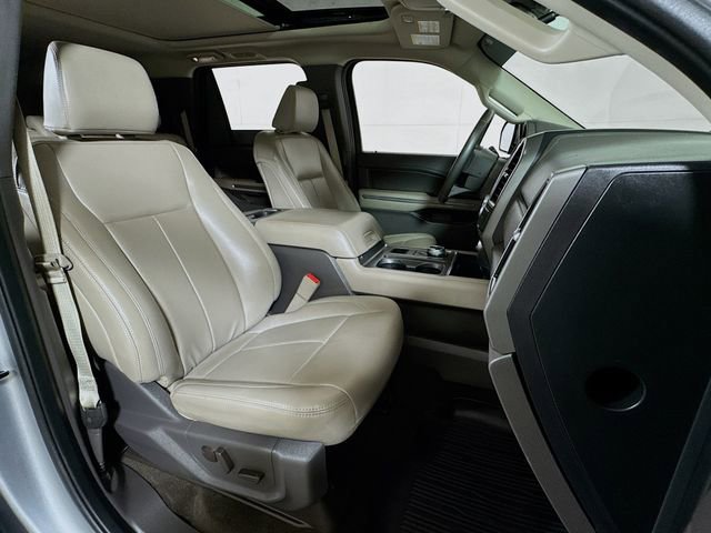 Used 2021 Ford Expedition Max XLT image 29