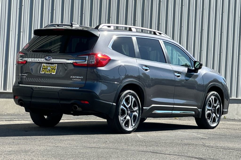 Used 2024 Subaru Ascent Touring w/ Popular Package #2 AWD/4WD image 4