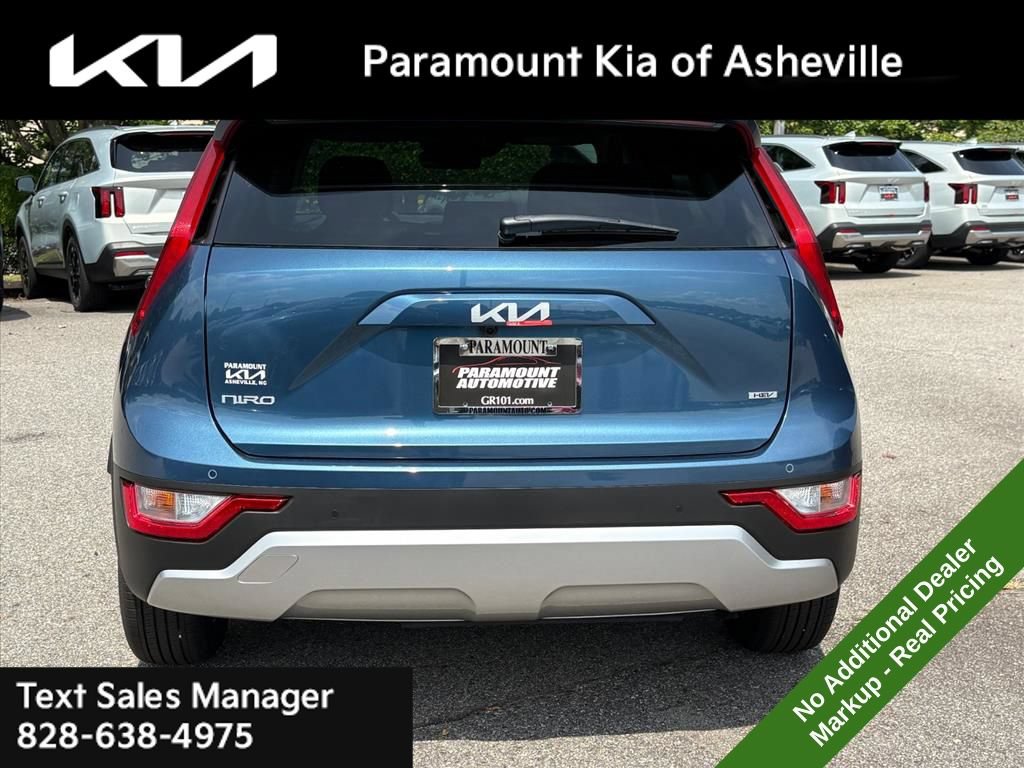New 2026 Kia Niro FWD image 5