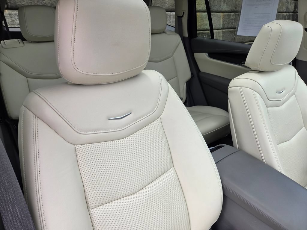 Used 2024 Cadillac XT6 Premium Luxury AWD/4WD image 34