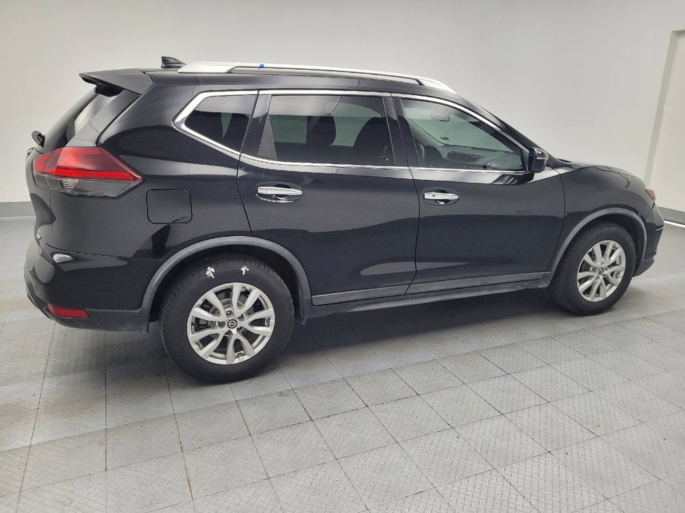 Used 2018 Nissan Rogue SV image 10