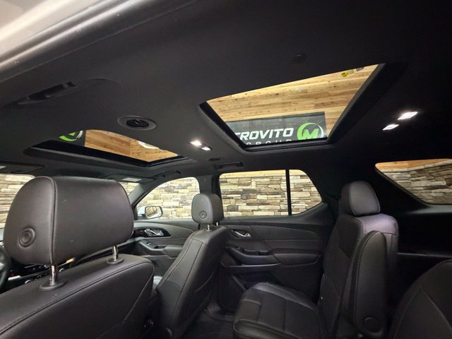 Used 2023 Chevrolet Traverse RS AWD/4WD image 16