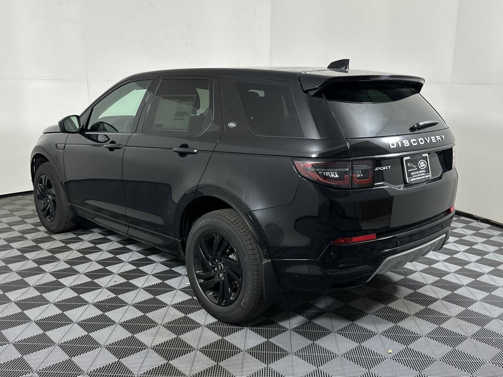 Used 2025 Land Rover Discovery Sport S AWD/4WD image 3