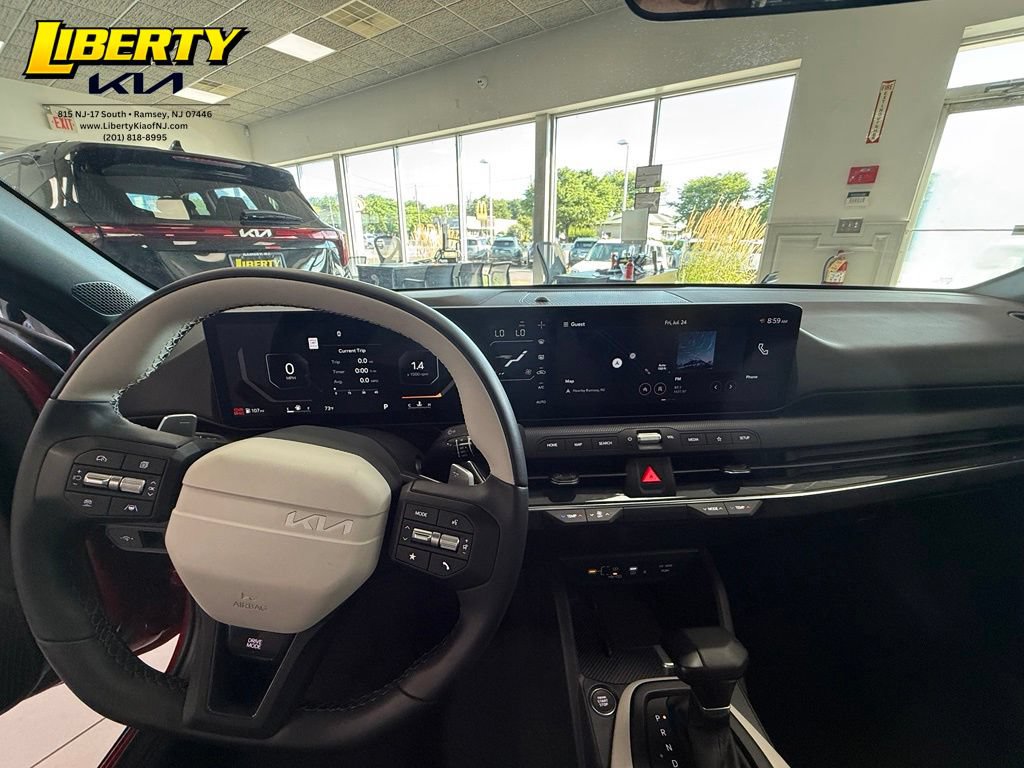Used 2025 Kia K4 GT-Line w/ GT-Line Sunroof Package FWD image 11