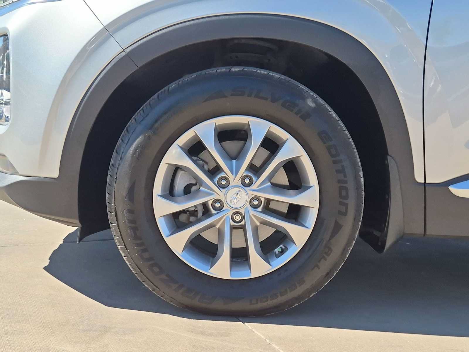 Used 2020 Hyundai Santa Fe SEL FWD image 13