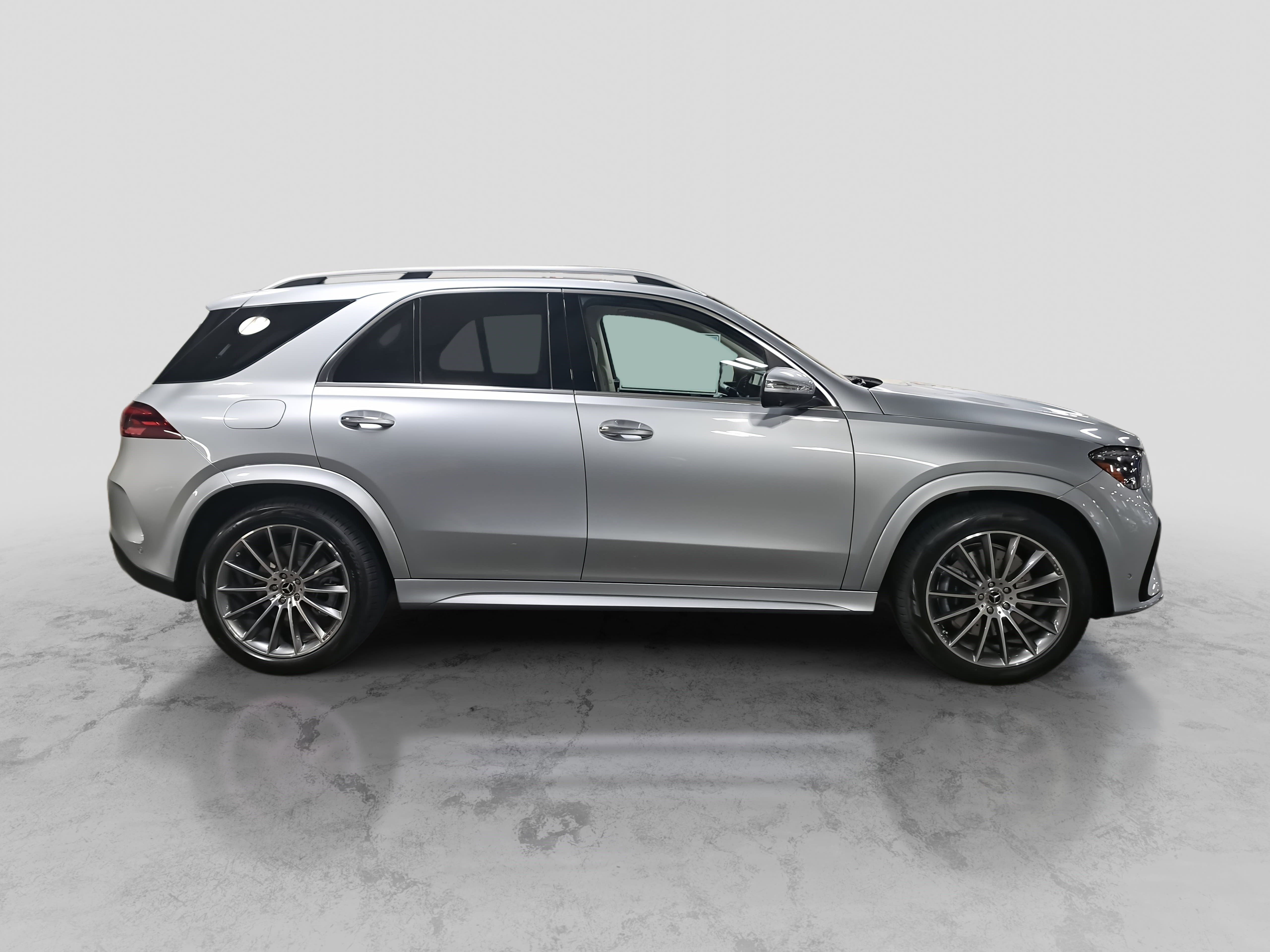 New 2026 Mercedes-Benz GLE 450 4MATIC image 4