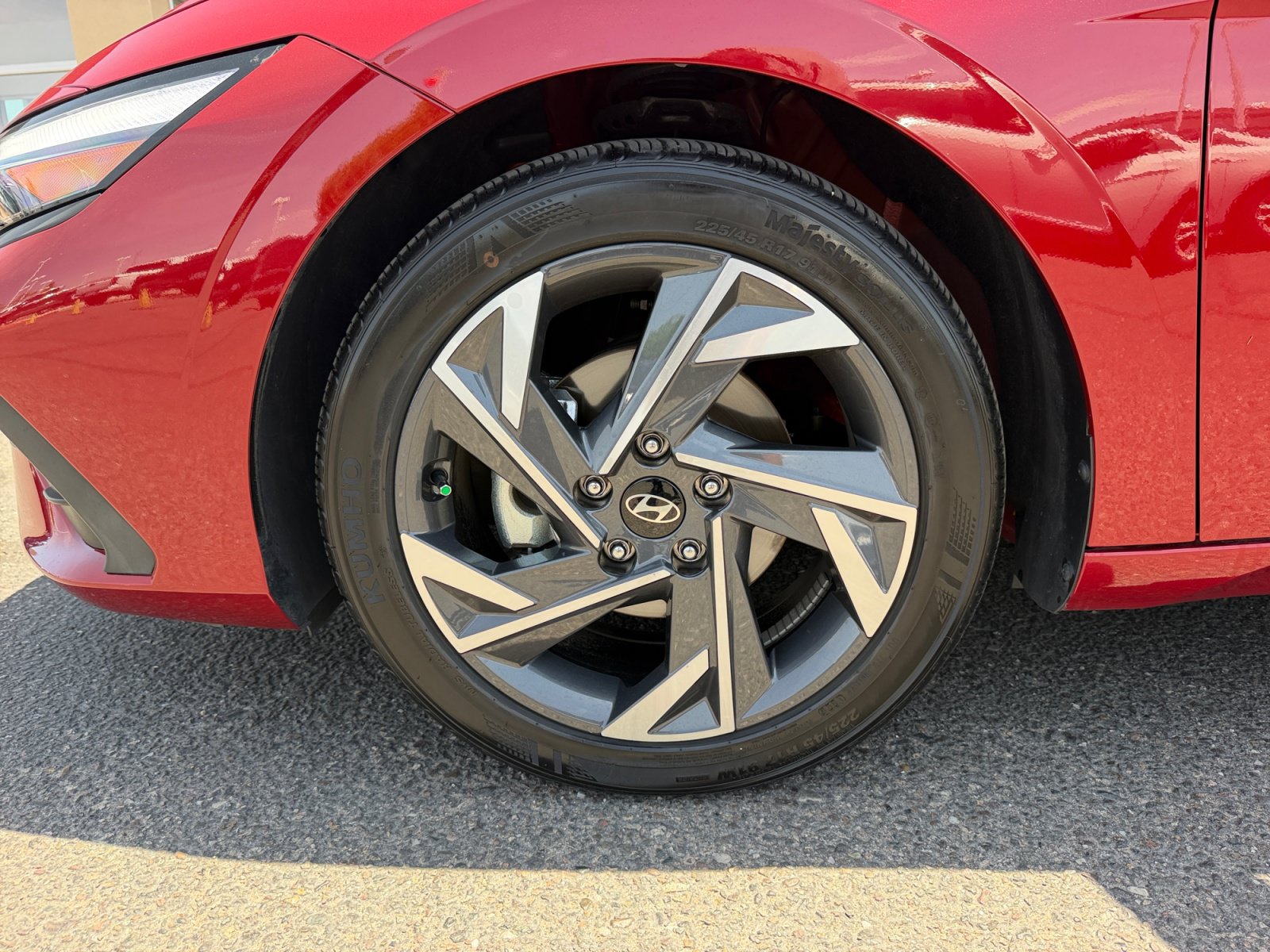 Certified 2025 Hyundai Elantra Sport FWD image 26