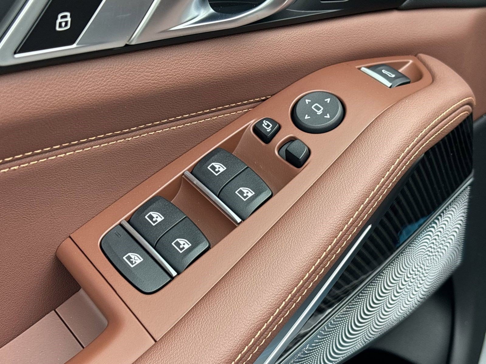 New 2026 BMW X5 M60i AWD/4WD image 20