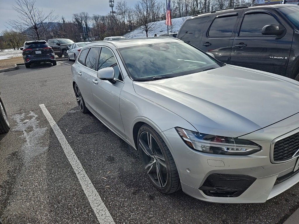 Used 2019 Volvo V90 T6 R-Design w/ Advanced Package