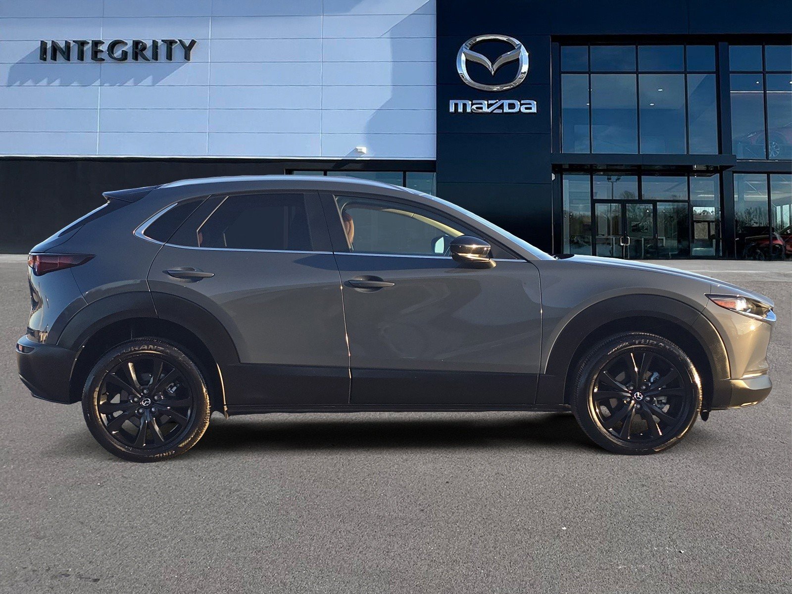 Used 2025 MAZDA CX-30 AWD 2.5 S w/ Preferred Package image 3