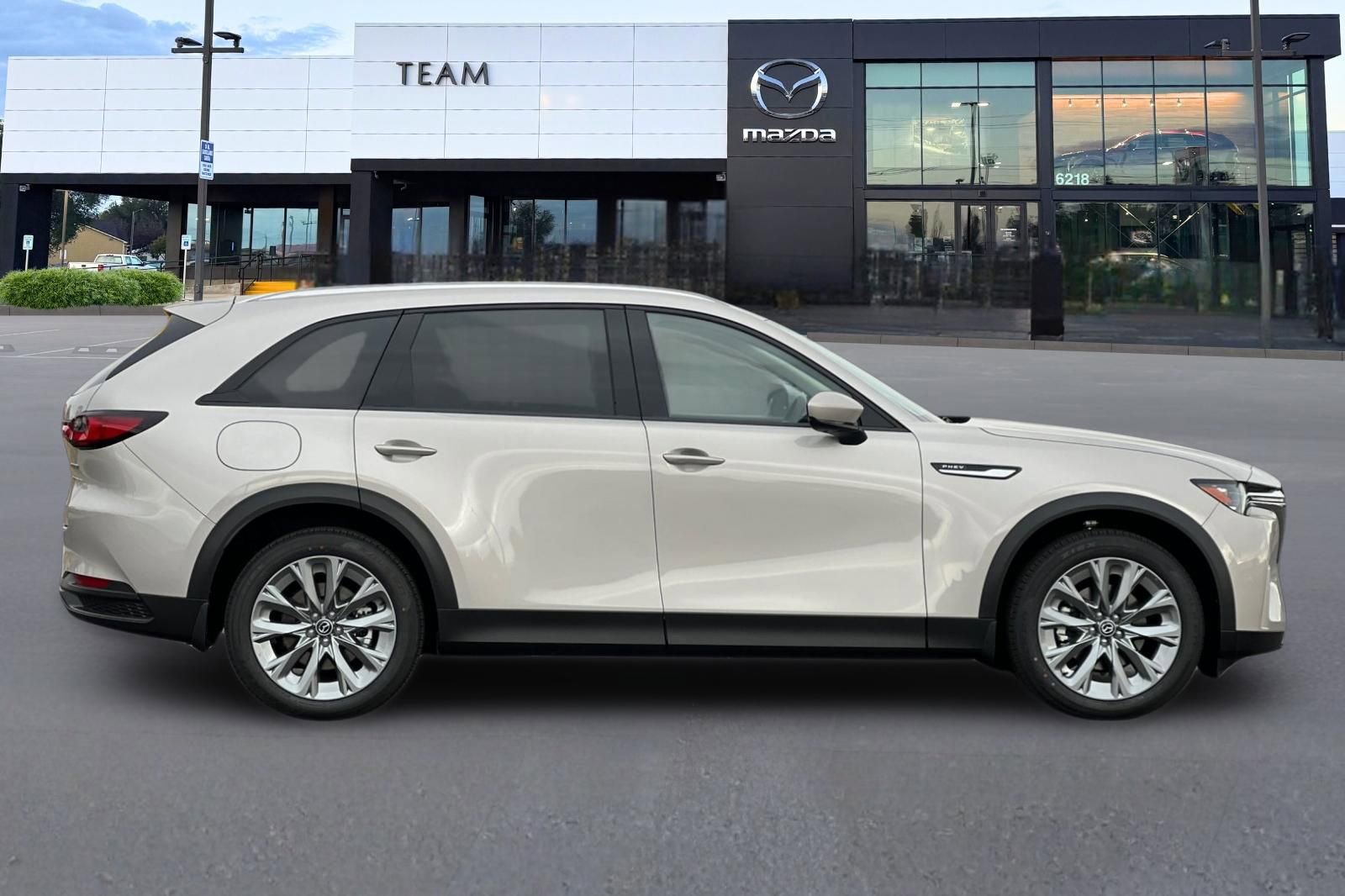 New 2026 MAZDA CX-90 Plug-In Hybrid w/ Preferred image 3