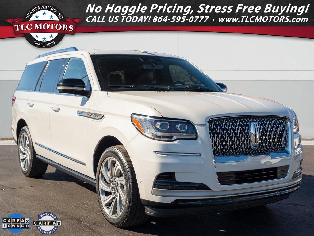 Used 2023 Lincoln Navigator Reserve image 1