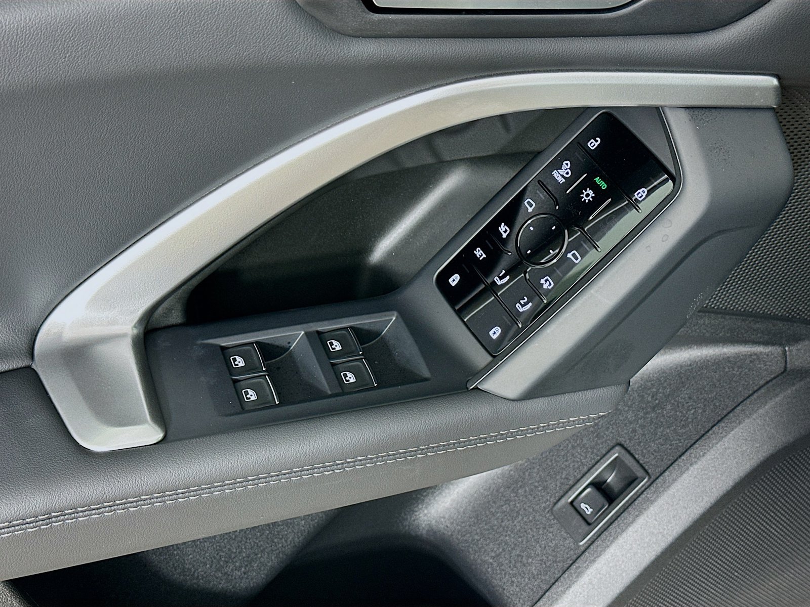 New 2026 Audi Q5 Premium Plus AWD/4WD image 18