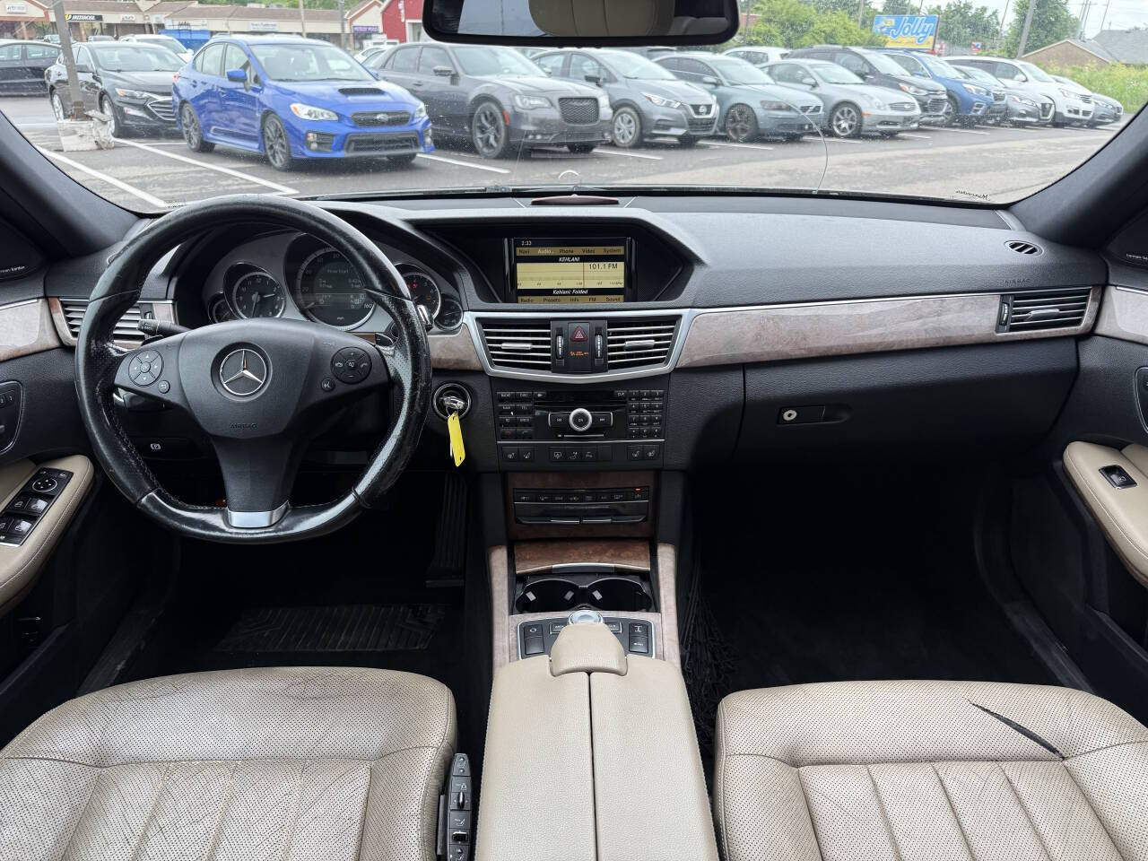 Used 2011 Mercedes-Benz E 550 4MATIC Sedan w/ Premium 2 Pkg image 23