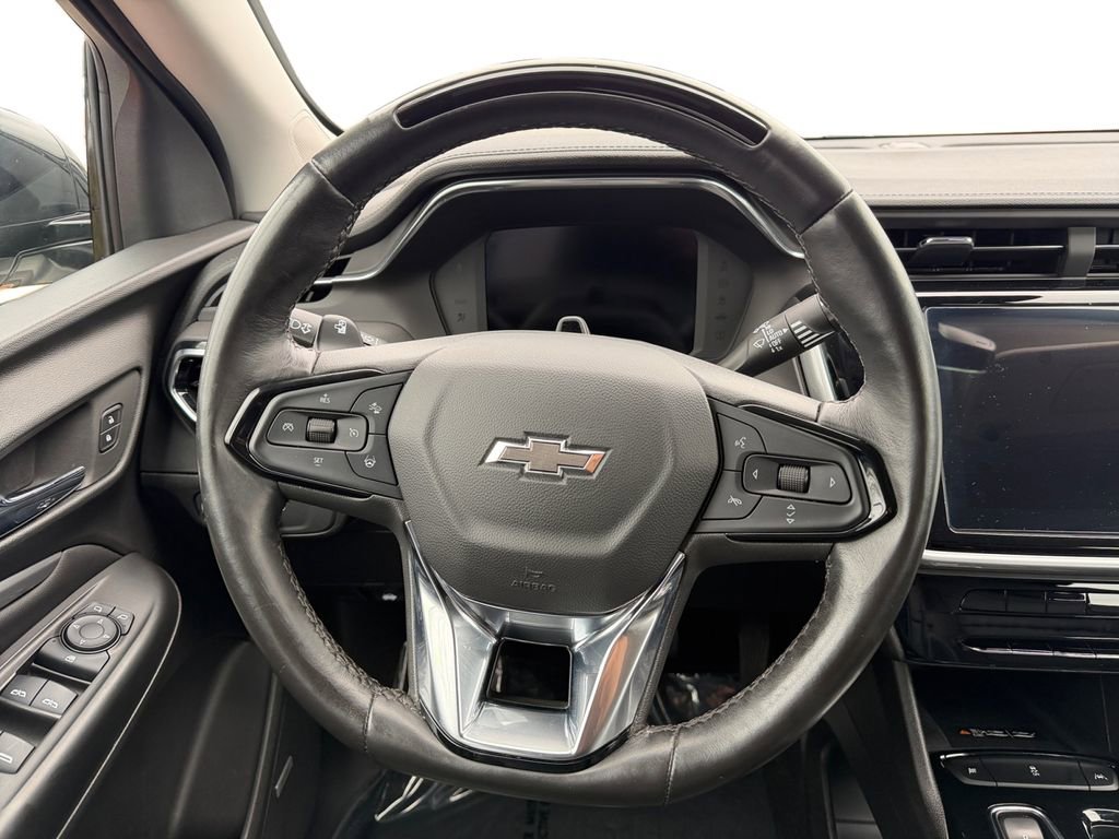 Used 2023 Chevrolet Bolt EUV Premier w/ Sun & Sound Package image 12