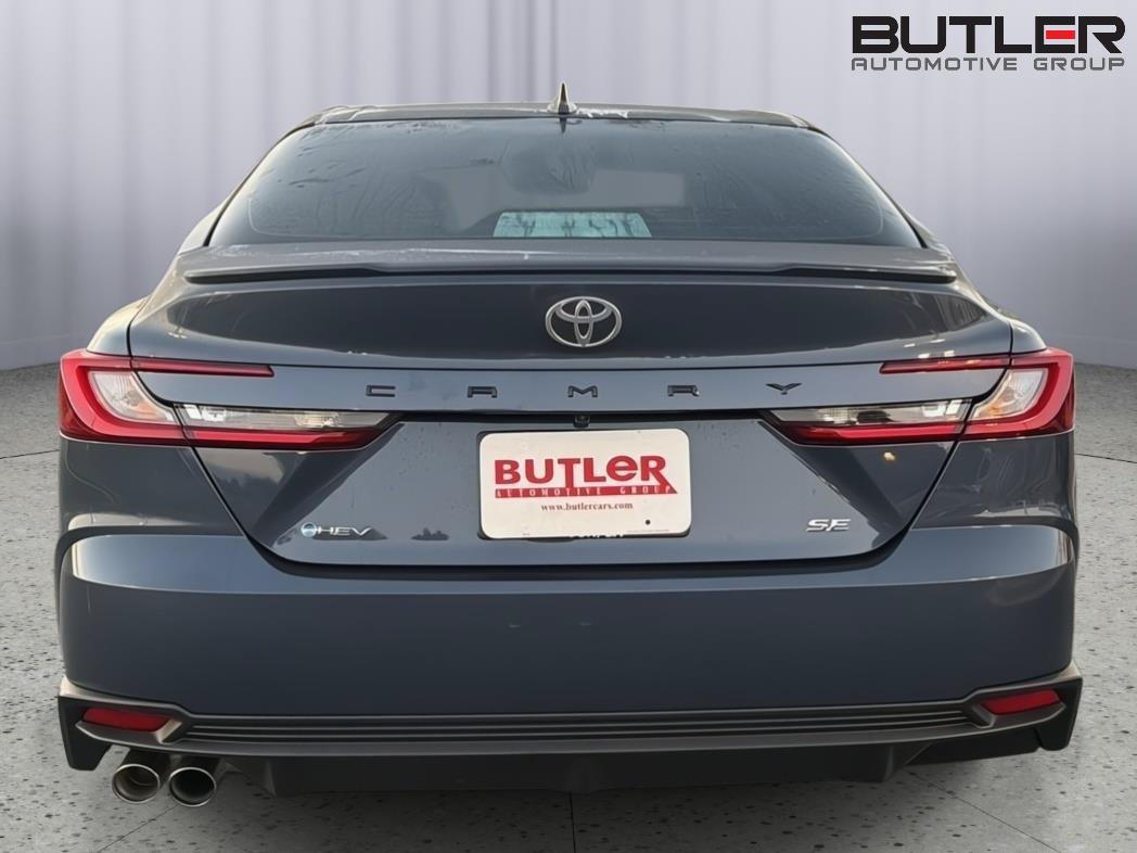 New 2026 Toyota Camry SE w/ Multimedia Upgrade Package FWD image 5