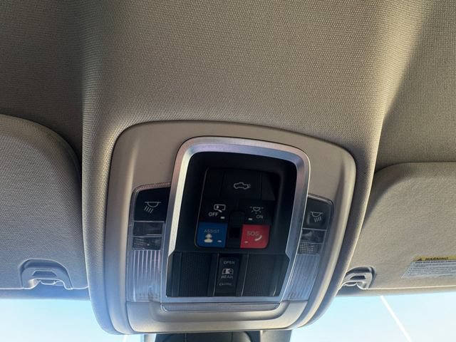 Used 2022 RAM 1500 Laramie AWD/4WD image 25