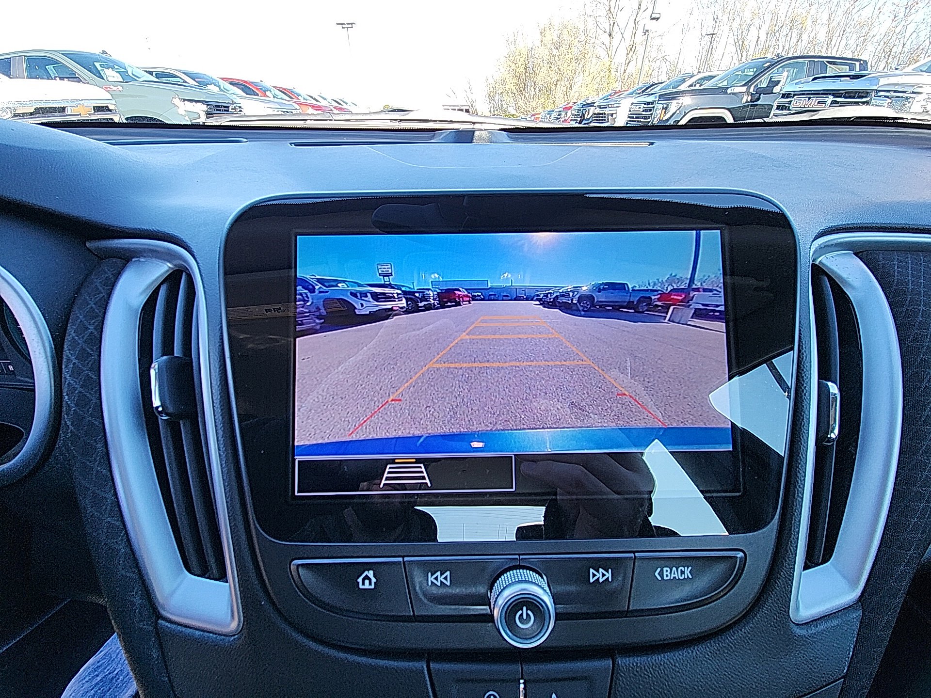 Used 2024 Chevrolet Malibu LT image 22