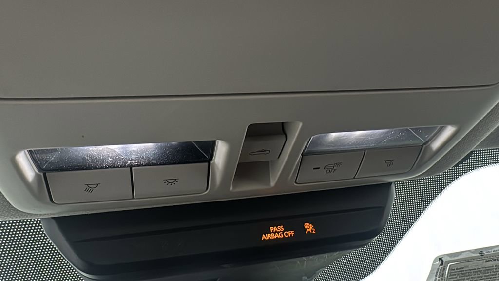 Used 2022 MAZDA MAZDA3 s image 28