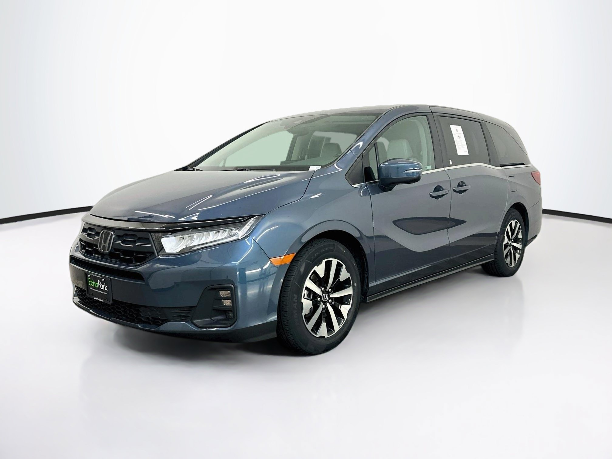 Used 2025 Honda Odyssey EX-L image 3