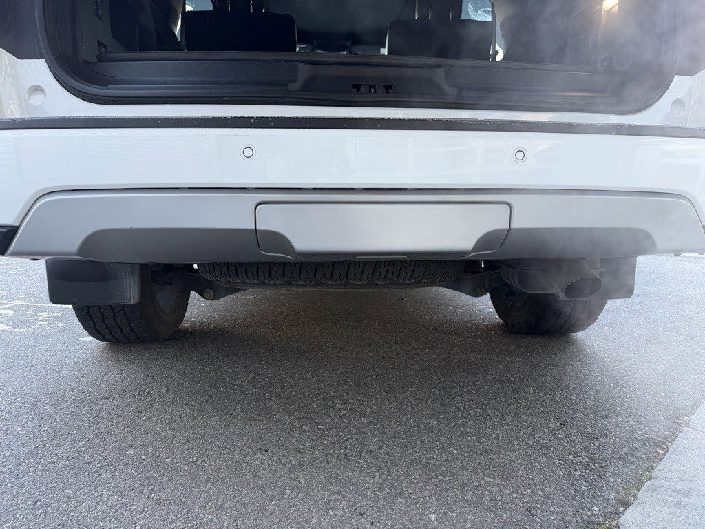 Used 2018 Ford Expedition XLT w/ Equipment Group 202A image 18