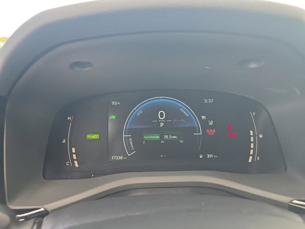 Certified 2025 Toyota Camry SE FWD image 19