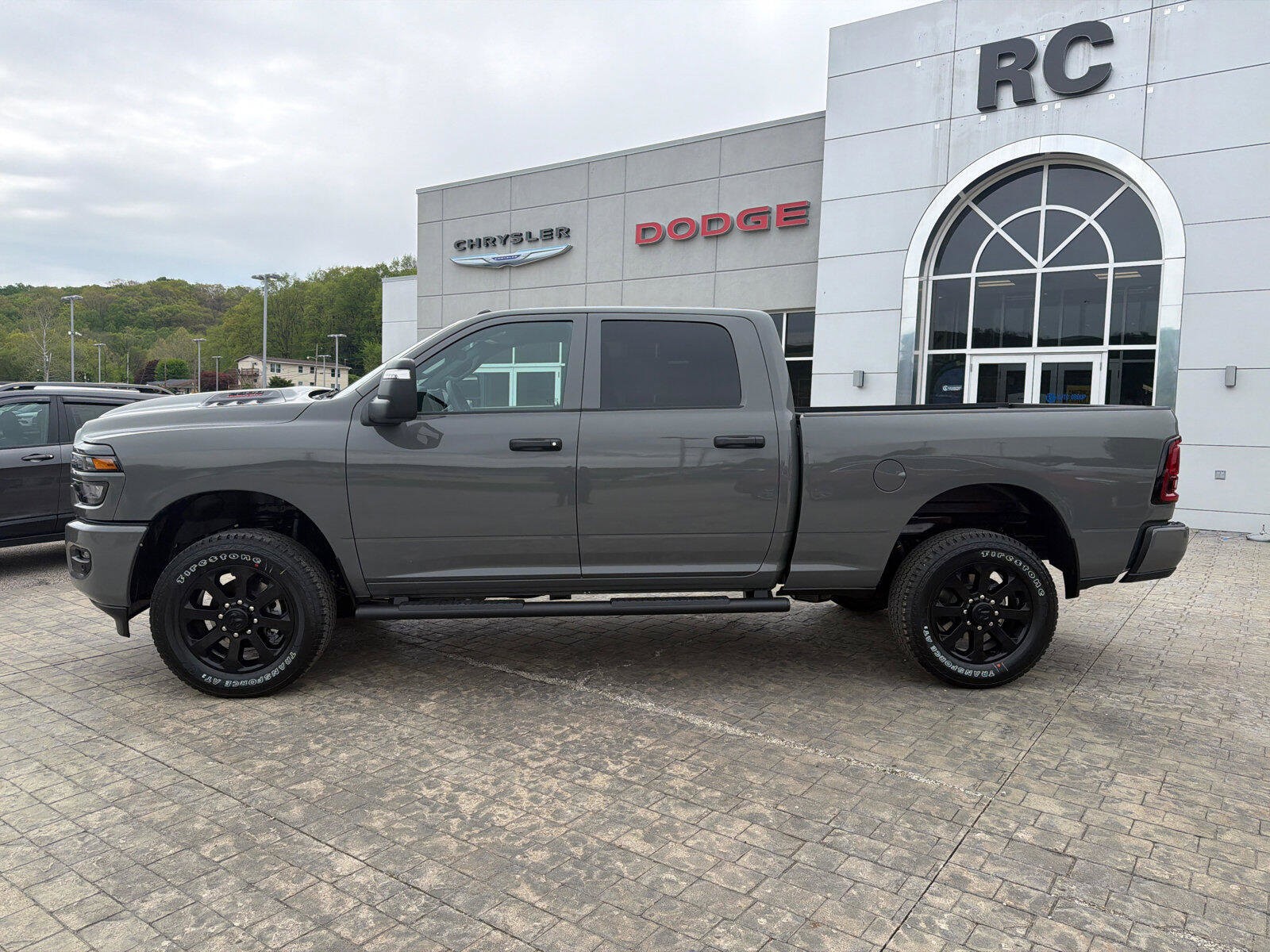 New 2026 RAM 2500 Tradesman AWD/4WD image 5