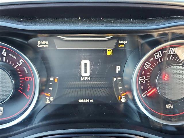 Used 2017 Dodge Challenger R/T image 11