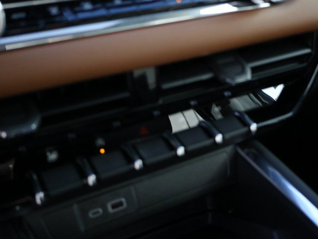 New 2026 GMC Canyon AT4 w/ Technology Plus Package image 33