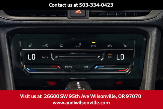 Used 2025 Volkswagen Taos SE AWD/4WD image 12