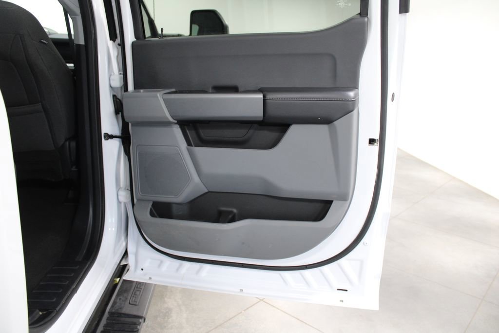 Used 2024 Ford F250 XLT image 34