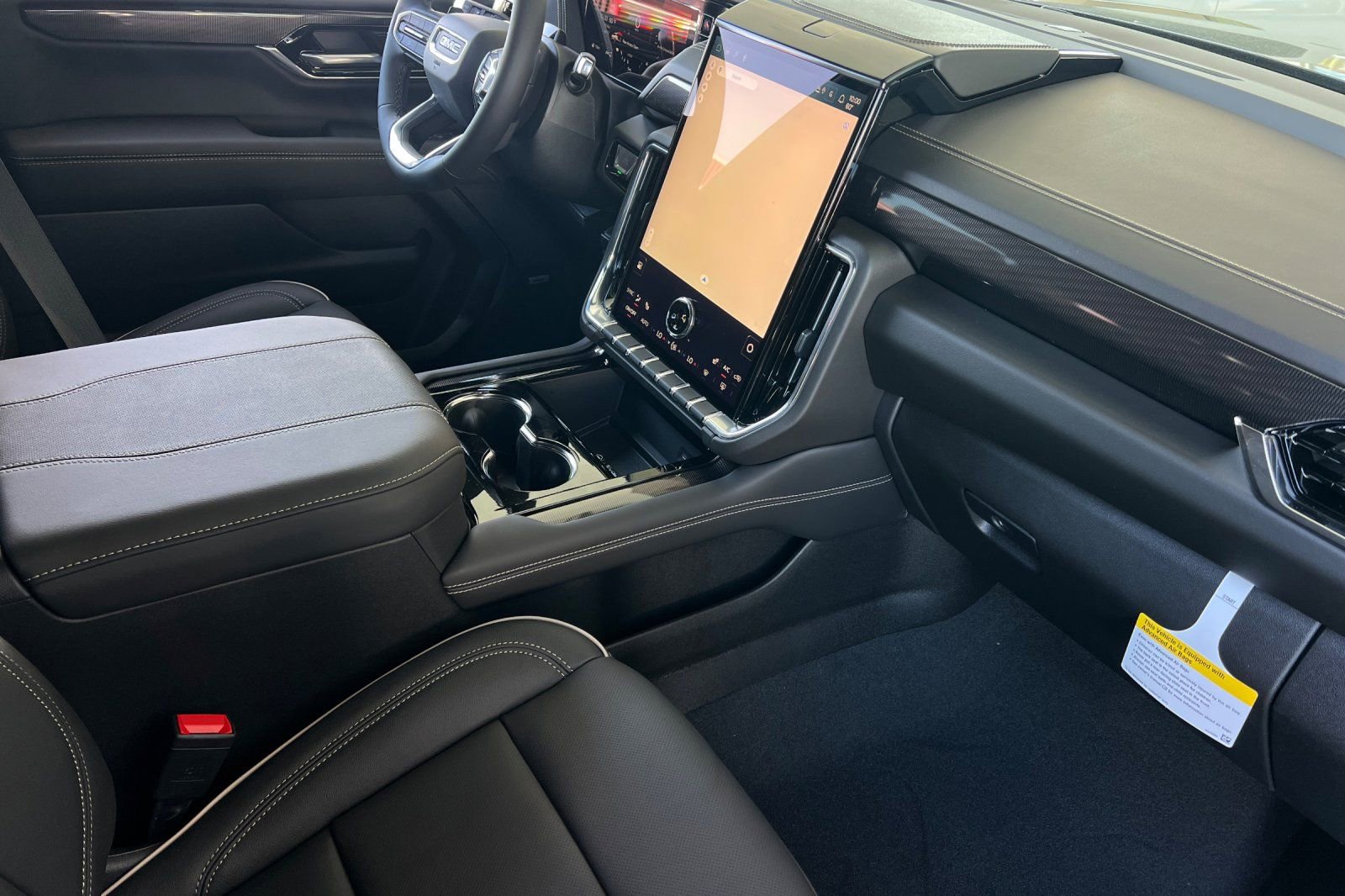 New 2026 GMC Yukon Elevation image 16