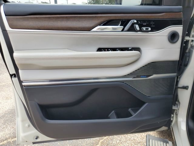 Used 2022 Jeep Grand Wagoneer Series II w/ Premium Group II AWD/4WD image 20