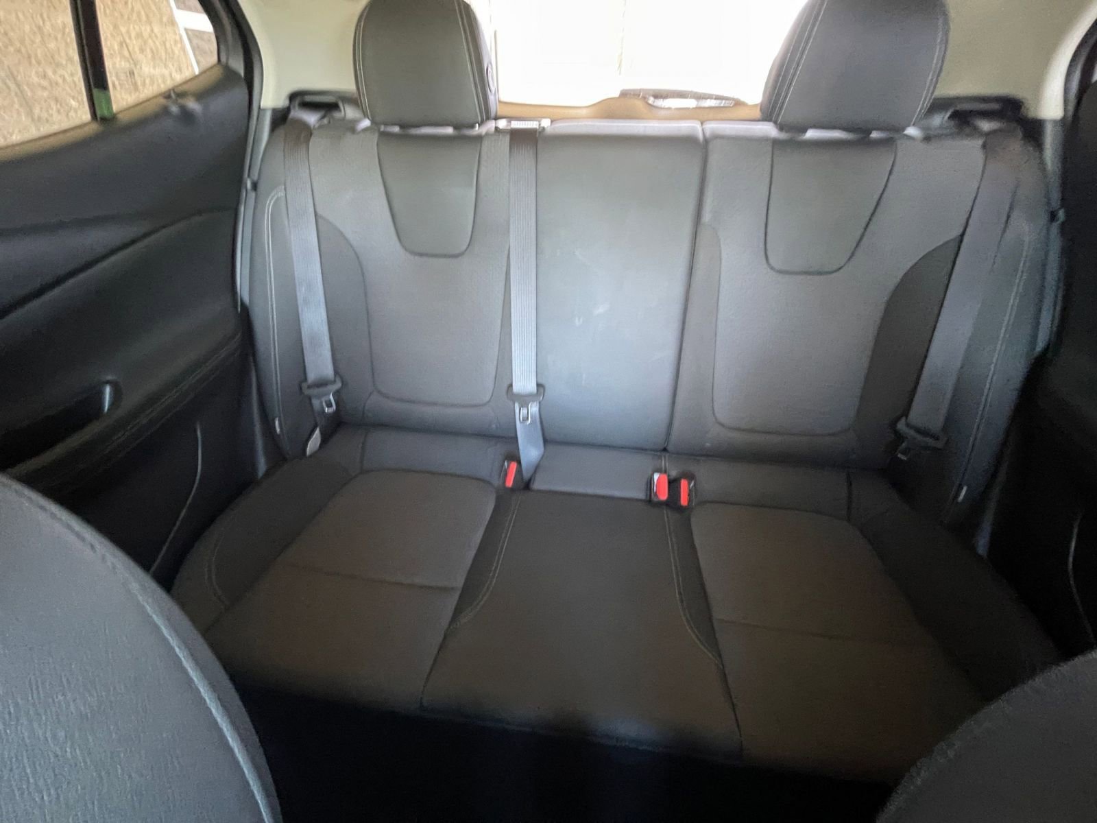 Used 2025 Buick Encore GX Preferred image 38