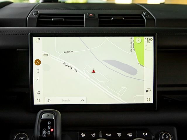 Used 2025 Land Rover Defender 110 X-Dynamic SE image 18