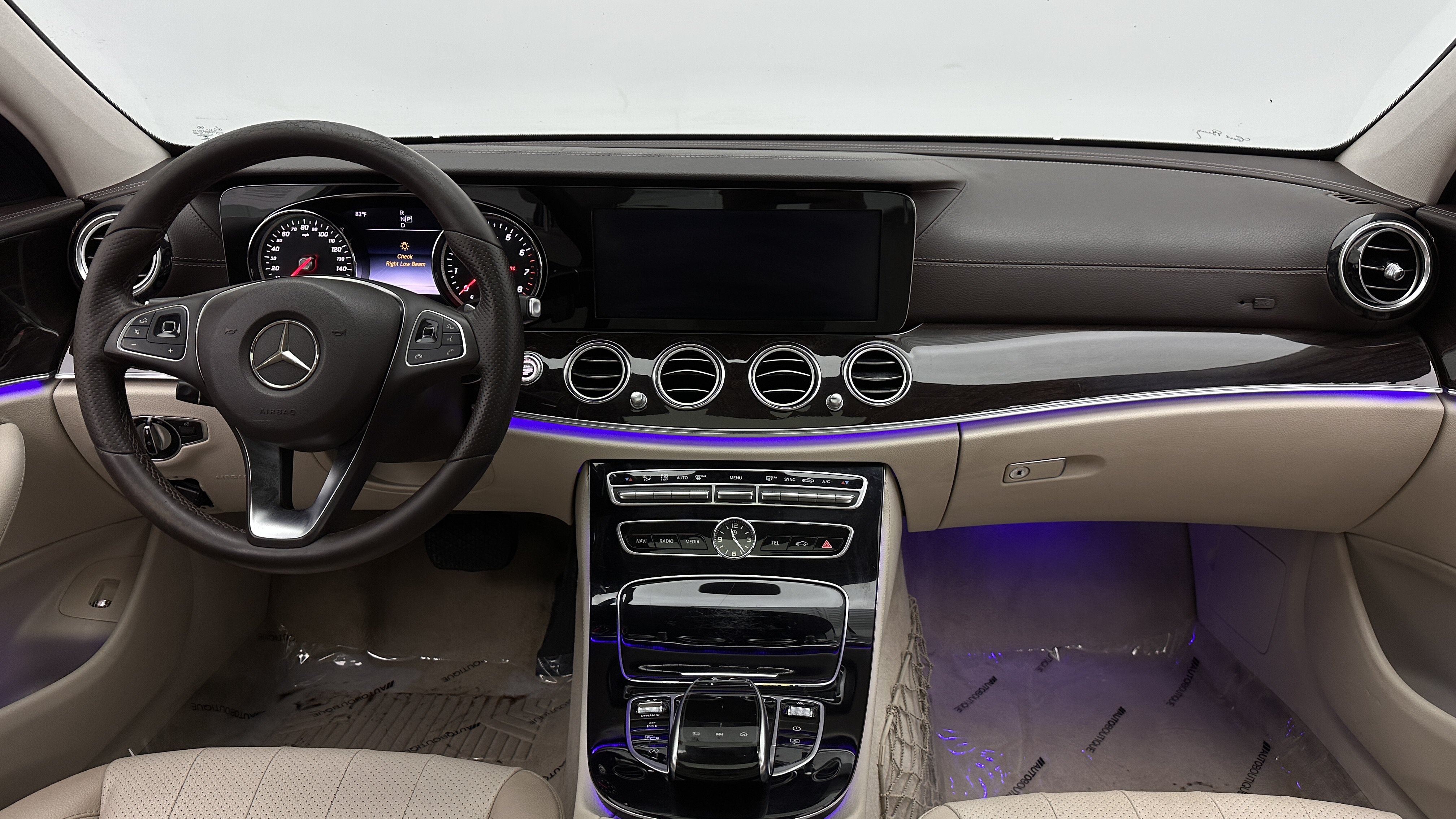 Used 2017 Mercedes-Benz E 300 image 25