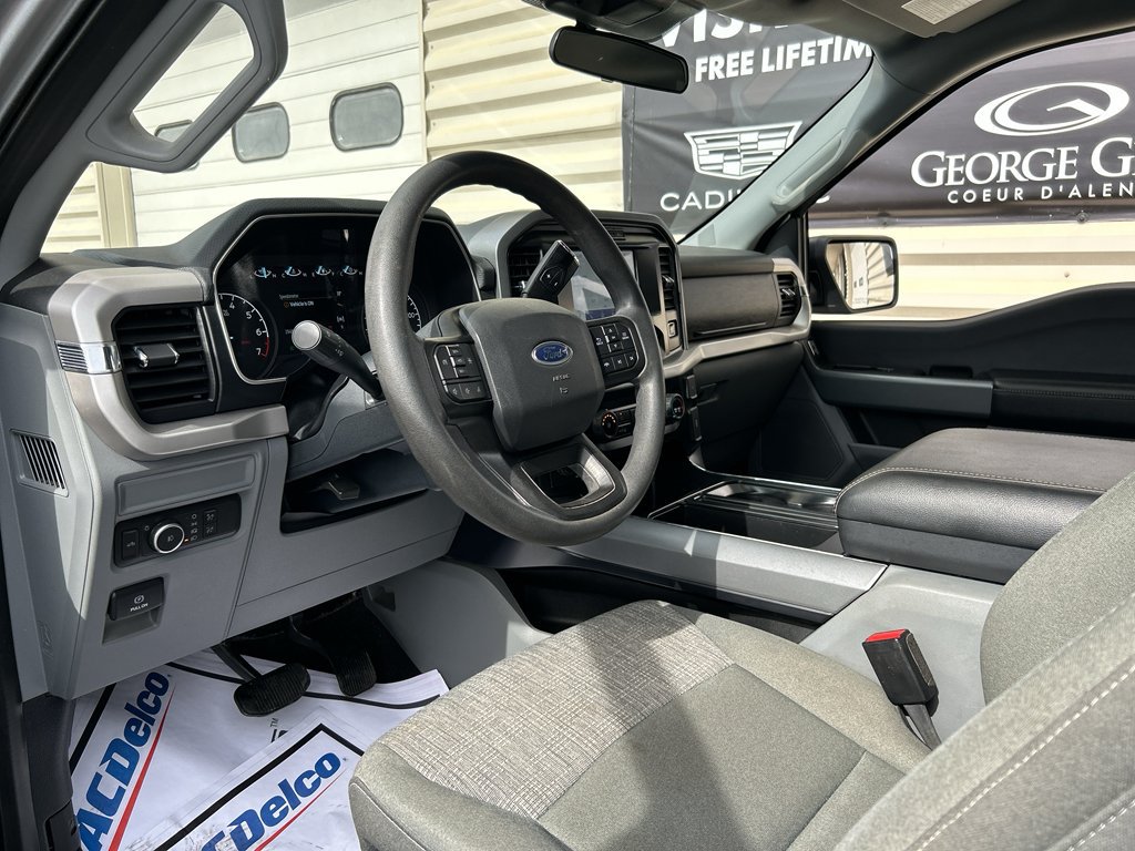 Used 2022 Ford F150 XLT w/ Trailer Tow Package AWD/4WD image 10