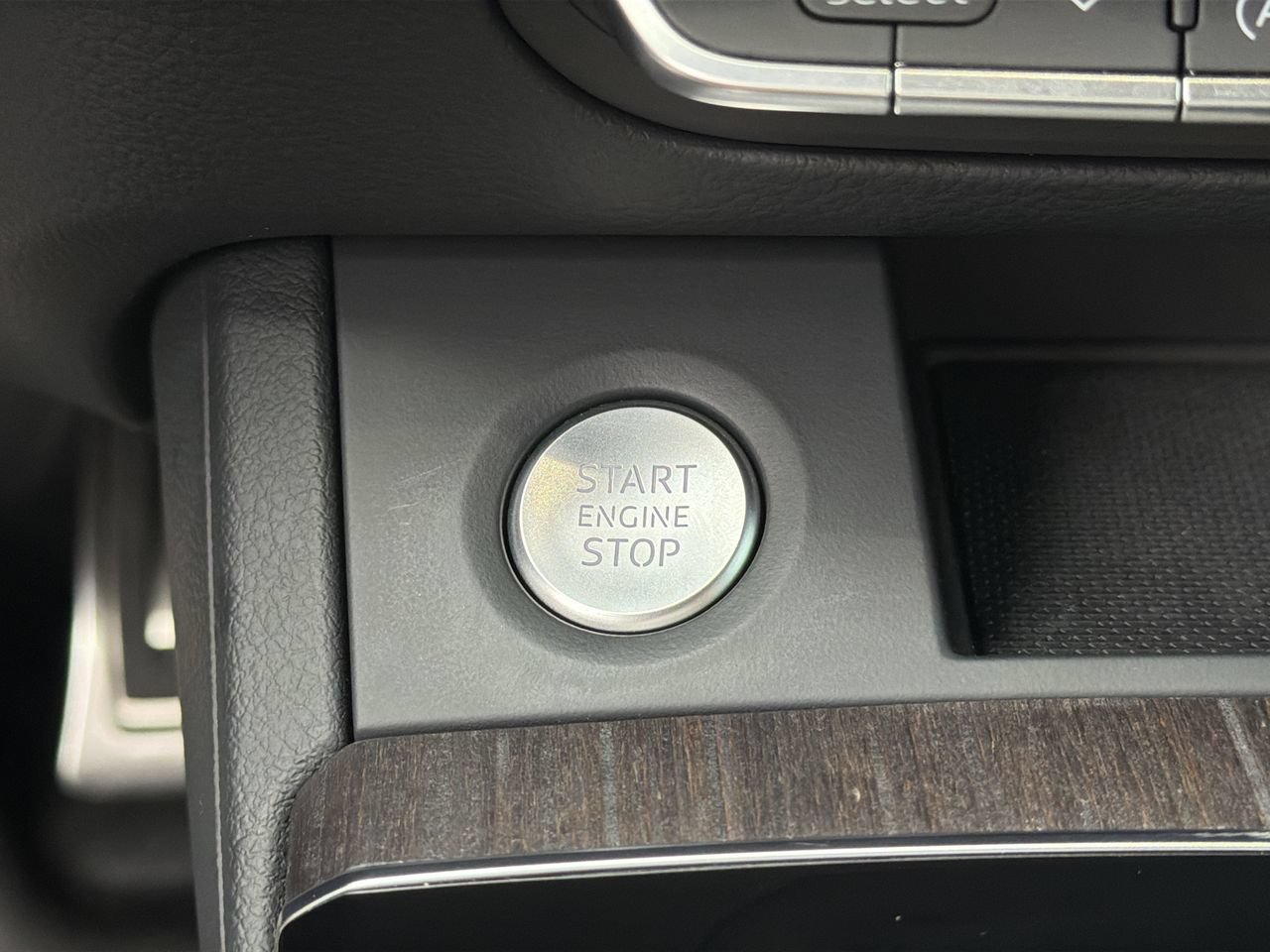 Used 2024 Audi Q5 2.0T Premium AWD/4WD image 29