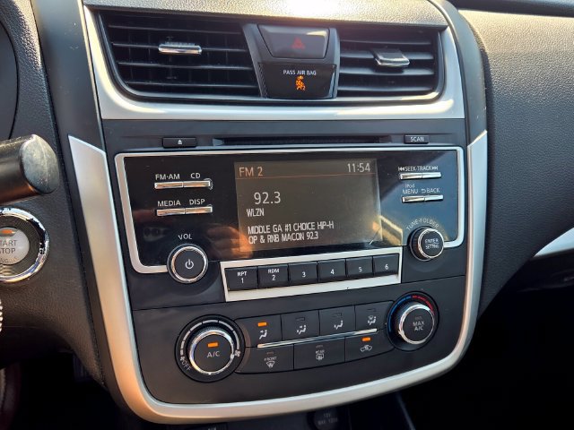 Used 2017 Nissan Altima 2.5 SR w/ Midnight Edition Package FWD image 20